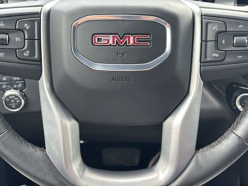 Used 2024 GMC Sierra 1500 SLT w/ SLT Convenience Package AWD/4WD image 27