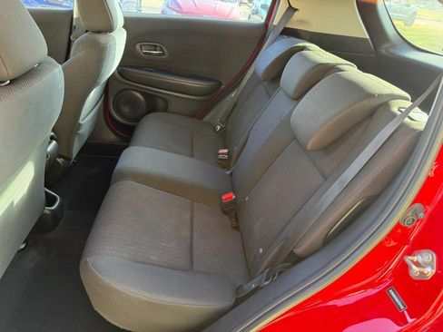 Used 2017 Honda HR-V LX image 11