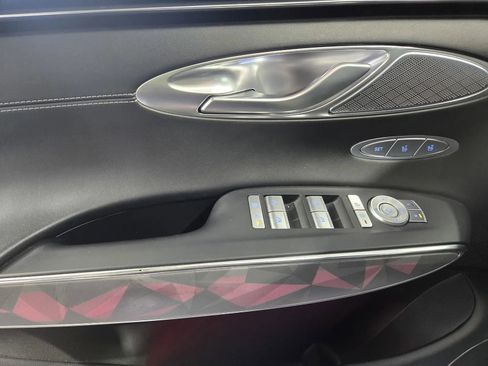 Used 2022 Genesis GV70 3.5T Sport w/ Sport Advanced Package image 13