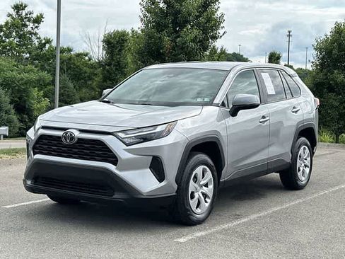 Used 2023 Toyota RAV4 LE AWD/4WD image 1