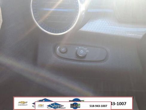 Used 2025 Chevrolet Trax LT w/ Driver Confidence Package FWD image 14