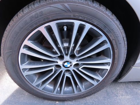 Used 2017 BMW 530i 530i image 17