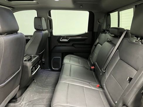 Used 2023 GMC Sierra 1500 Elevation w/ Elevation Premium Package AWD/4WD image 46