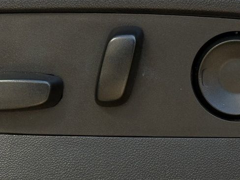 Used 2021 Chevrolet Tahoe LT w/ Rear Media and Nav Package image 24