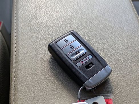 Used 2017 Acura ILX w/ Premium Package image 28