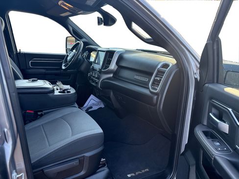 Used 2024 RAM 2500 Big Horn w/ Bed Utility Group image 19