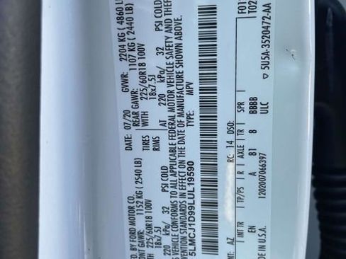 Used 2020 Lincoln Corsair AWD w/ Equipment Group 101A image 17