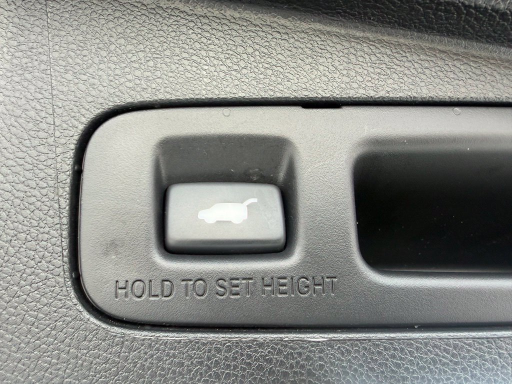 Used 2022 Honda CR-V Touring image 10