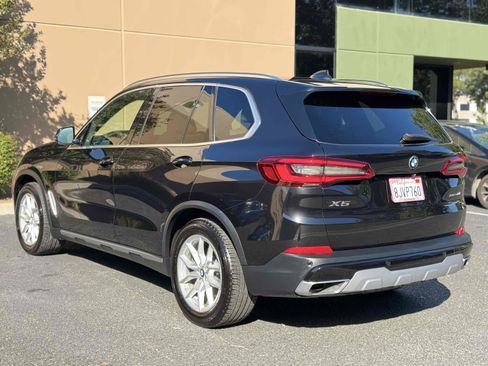 Used 2019 BMW X5 xDrive40i w/ Convenience Package AWD/4WD image 2