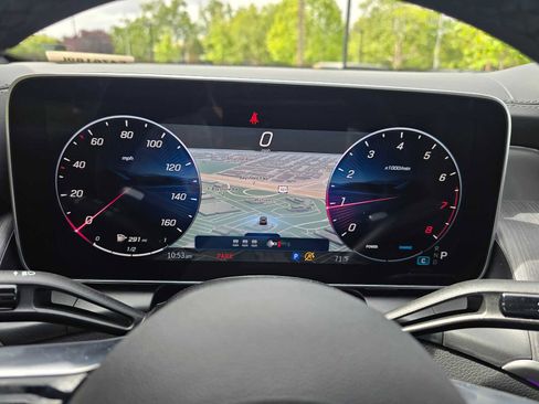 Used 2026 Mercedes-Benz GLC 300 4MATIC image 27