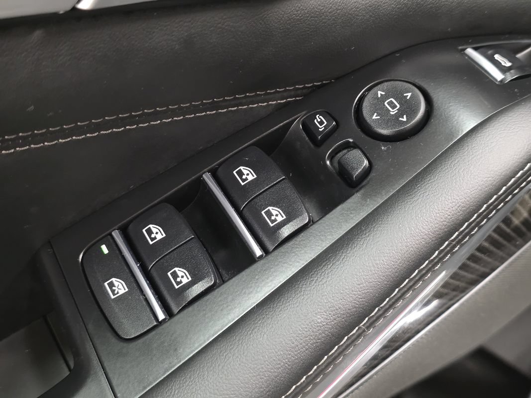 Used 2022 BMW X5 M50i w/ Executive Package AWD/4WD image 24