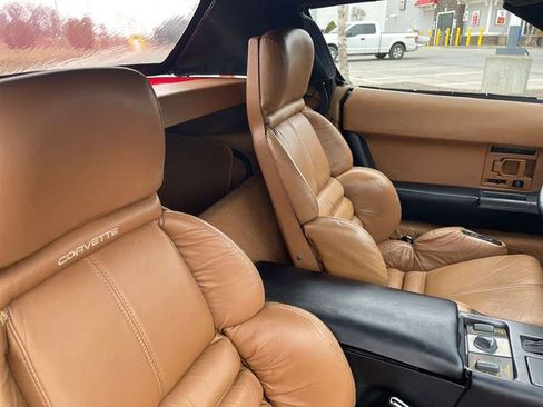 Used 1990 Chevrolet Corvette Convertible image 45