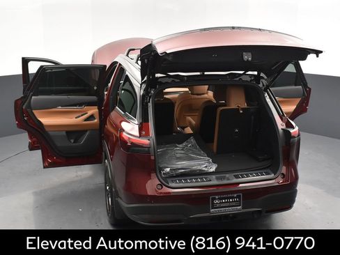Certified 2026 INFINITI QX60 Autograph w/ Dark Cargo Package image 33