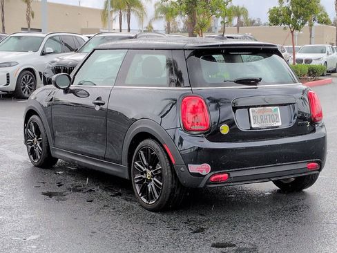 Used 2024 MINI Cooper SE image 8