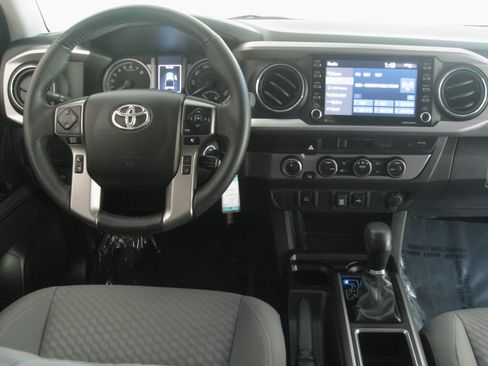 Used 2022 Toyota Tacoma SR5 image 2