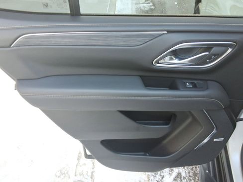 Used 2023 GMC Yukon SLT image 23