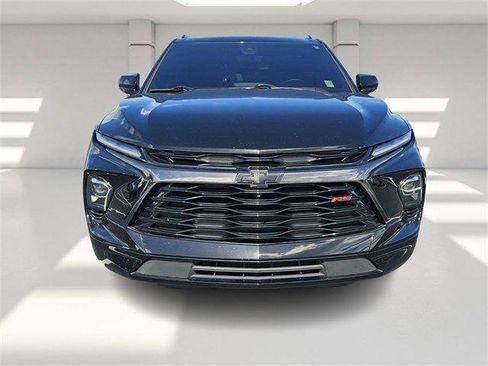 Certified 2023 Chevrolet Blazer RS w/ Driver Confidence II Package image 8