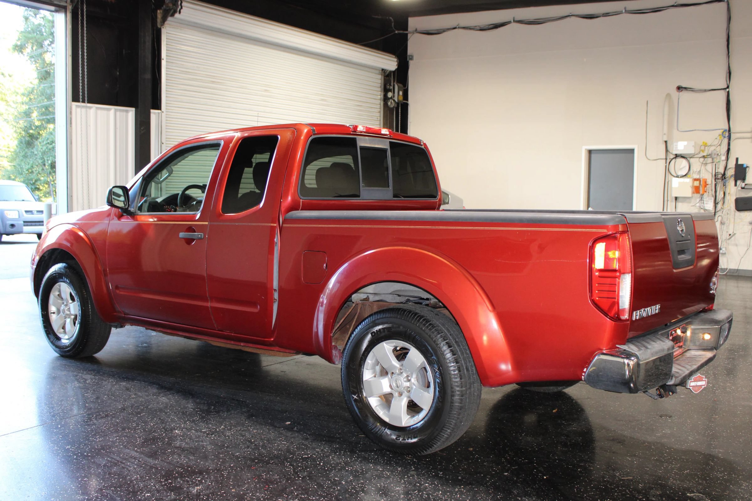 Used 2012 Nissan Frontier SV w/ SV Premium Utility Pkg RWD image 5