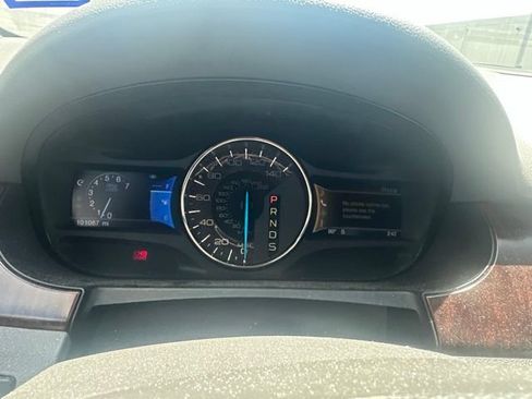 Used 2013 Ford Edge Limited FWD image 9