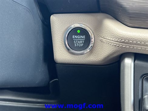 Used 2024 Ford Expedition Max Limited image 8