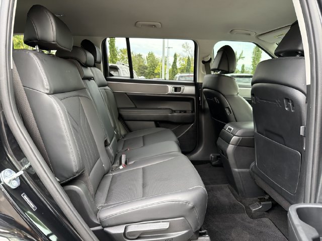 Used 2026 Hyundai Santa Fe SEL AWD/4WD image 18