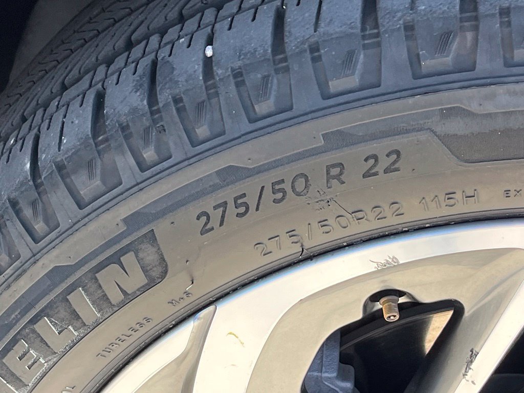 Used 2025 Lincoln Navigator Reserve AWD/4WD image 11