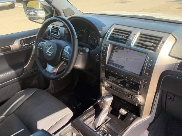 Used 2020 Lexus GX 460 Premium AWD/4WD image 27