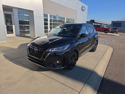 Used 2023 Nissan Kicks SR w/ SR Premium Package