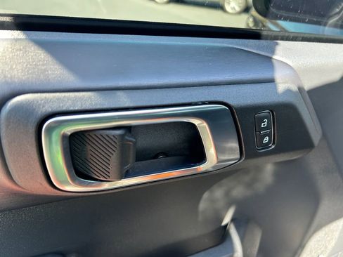Used 2025 Ford Bronco Outer Banks image 24