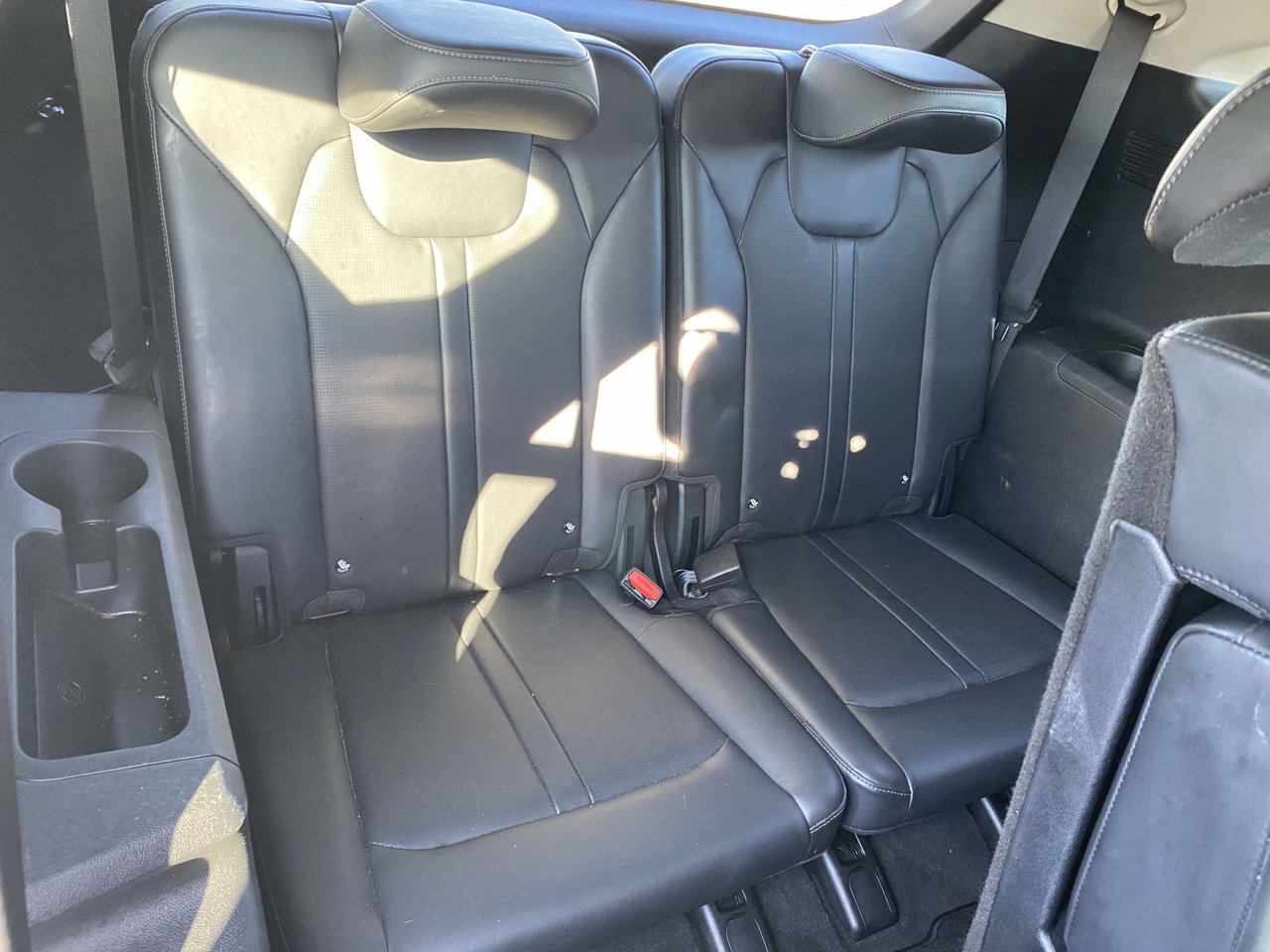 Used 2024 Kia Sorento S w/ Panoramic Sunroof Package FWD image 16