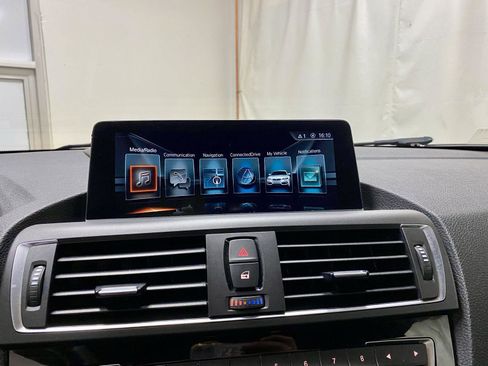 Used 2017 BMW M2 RWD image 27