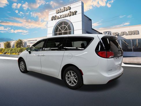New 2026 Chrysler Voyager LX image 11
