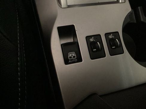 Used 2018 Toyota 4Runner SR5 Premium AWD/4WD image 7