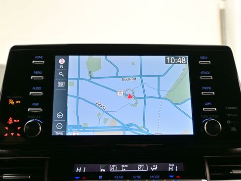 Used 2023 Toyota Sienna XSE image 22