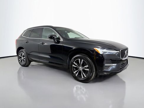 Certified 2023 Volvo XC60 B5 Core image 3