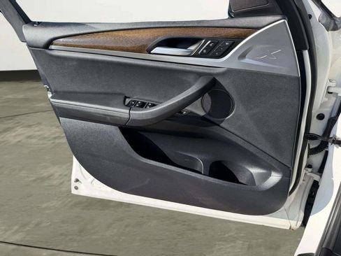 Used 2019 BMW X3 xDrive30i w/ Driving Assistance Package image 16