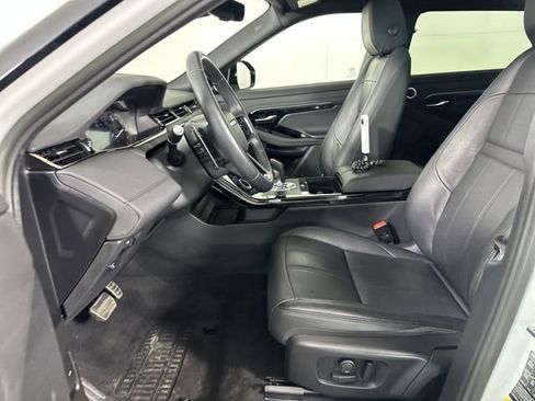 Used 2023 Land Rover Range Rover Evoque R-Dynamic SE image 11