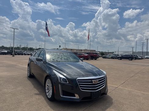 Used 2018 Cadillac CTS Premium Luxury RWD image 2