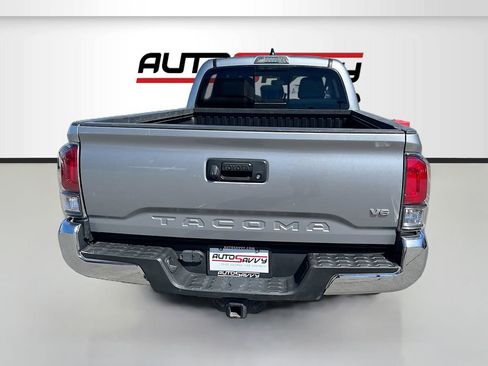 Used 2023 Toyota Tacoma SR5 RWD image 6