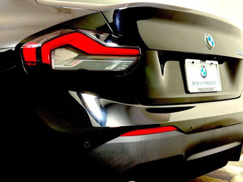 Used 2022 BMW 230i Coupe w/ Convenience Package image 26