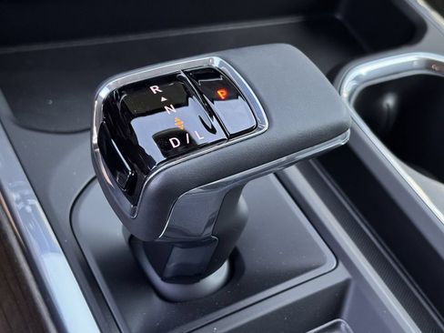 New 2026 Chevrolet Silverado 1500 High Country AWD/4WD image 17