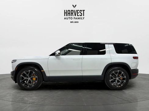 Used 2027 Rivian R2 Performance AWD/4WD image 2