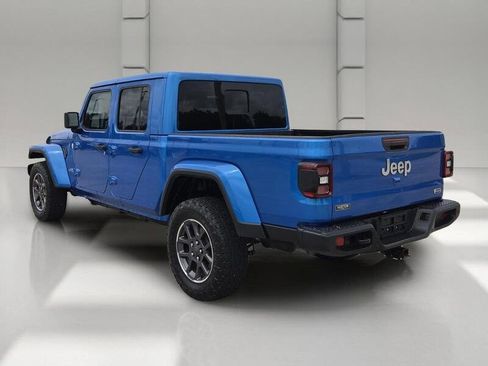 Certified 2020 Jeep Gladiator Overland w/ Safety Group AWD/4WD image 3