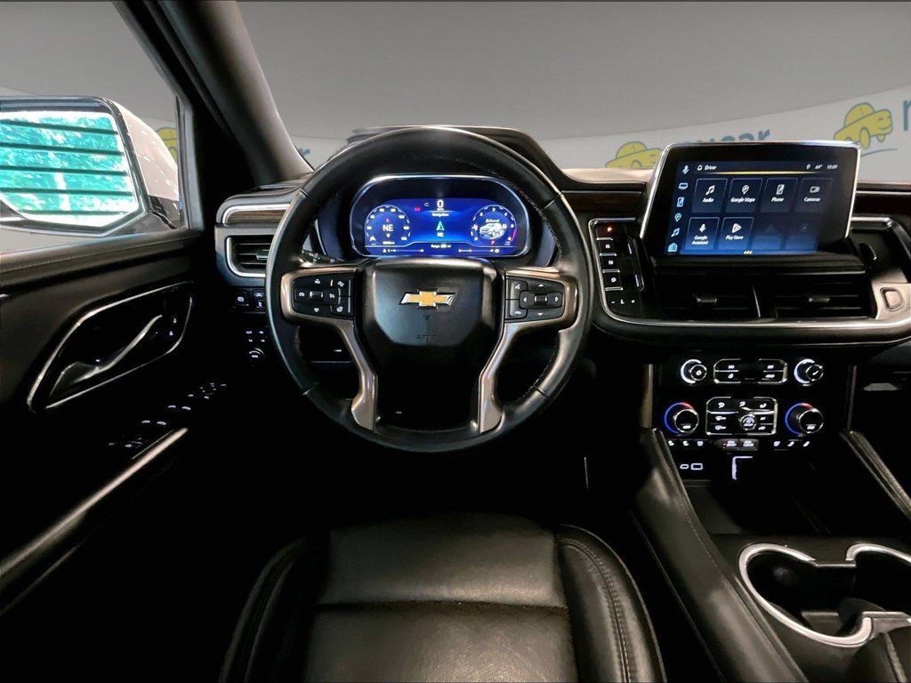 Used 2024 Chevrolet Tahoe High Country w/ Premium Package 2 AWD/4WD image 18