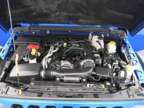 Used 2023 Jeep Gladiator Mojave w/ LED Lighting Group AWD/4WD image 25