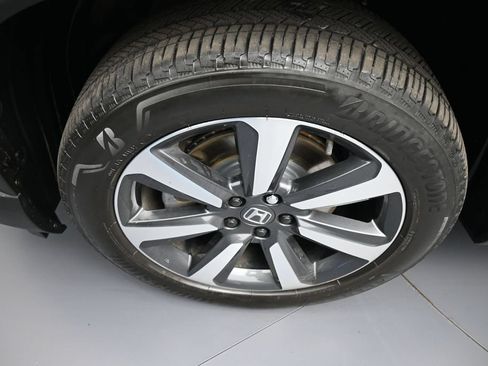 Certified 2023 Honda Pilot Touring image 14