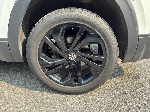 Used 2023 Volkswagen Atlas SE AWD/4WD image 12