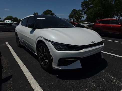 Certified 2024 Kia EV6 GT-Line RWD image 4