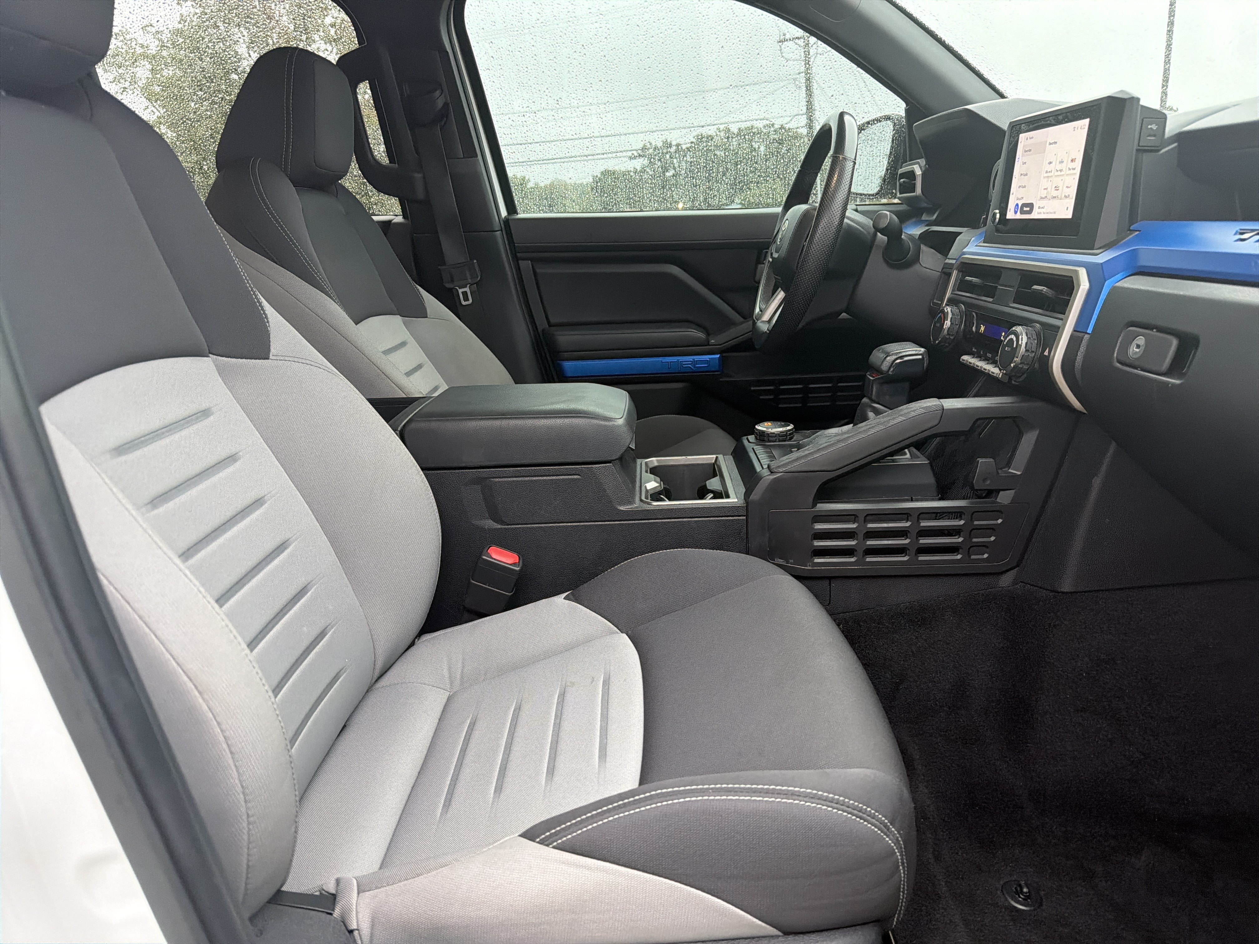 Used 2024 Toyota Tacoma TRD Sport RWD image 32