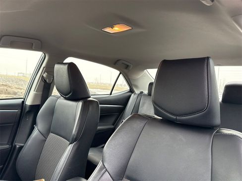 Used 2014 Toyota Corolla S image 17